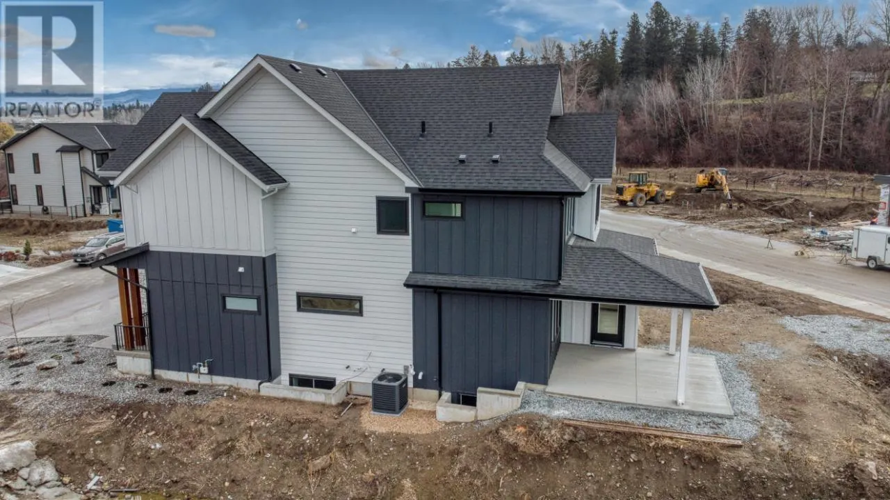 937 Bull Crescent