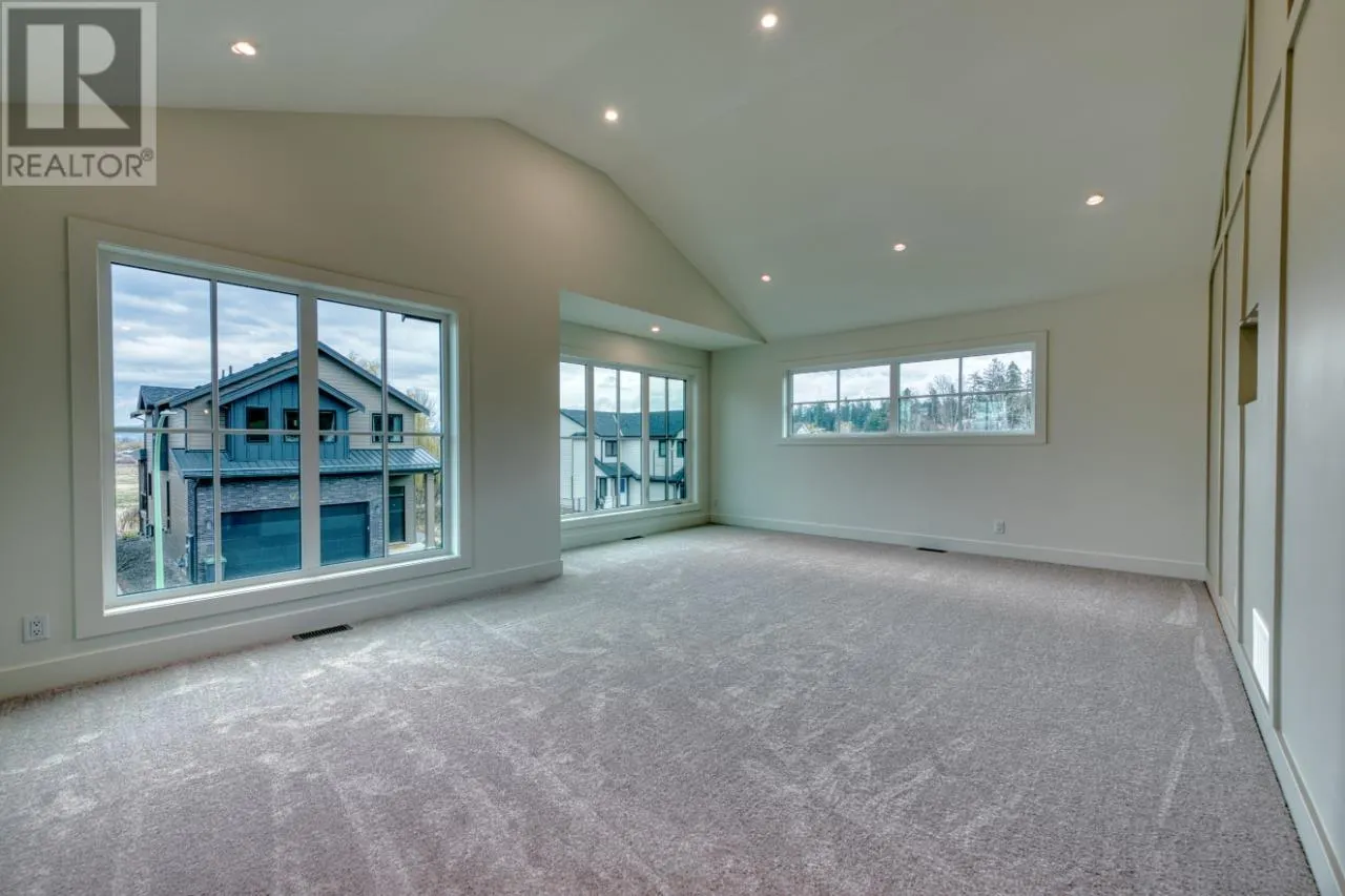 937 Bull Crescent