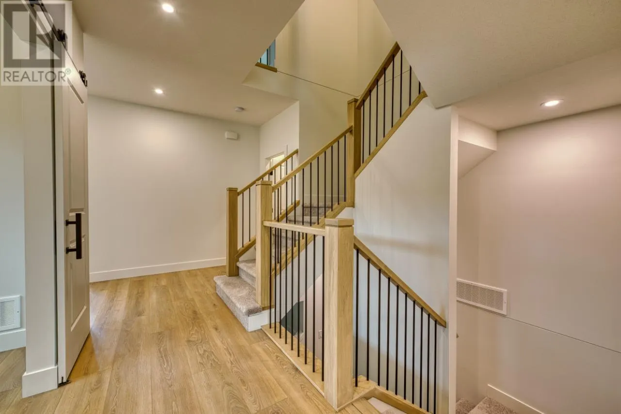 937 Bull Crescent