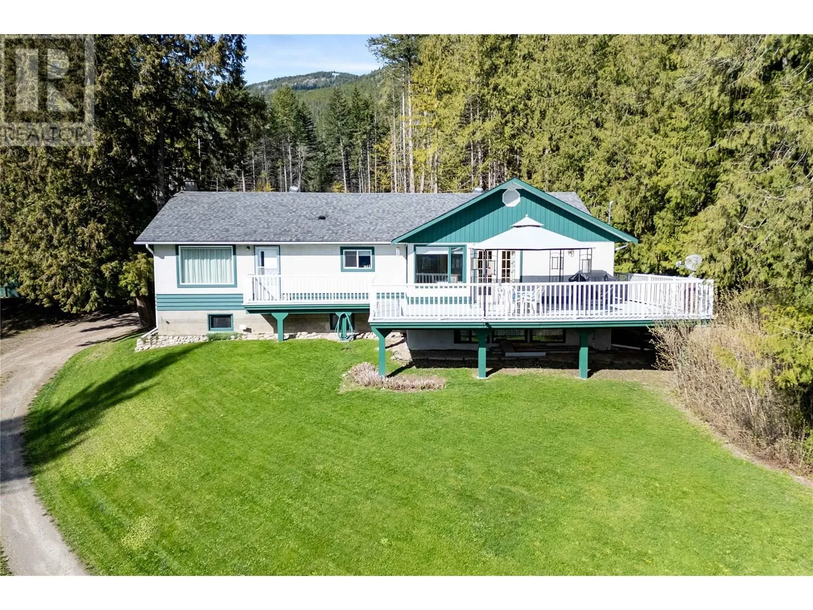 701 Christison Road SW