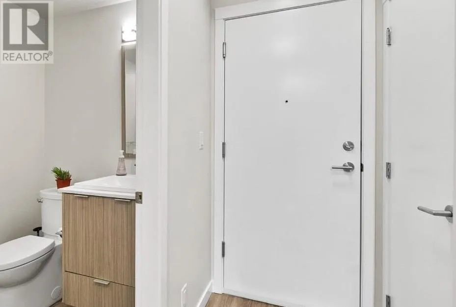 1800 Richter Street Unit# 102