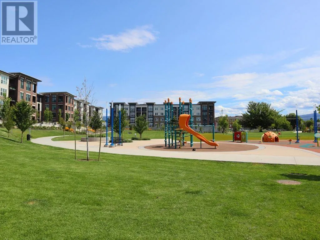 1800 Richter Street Unit# 102