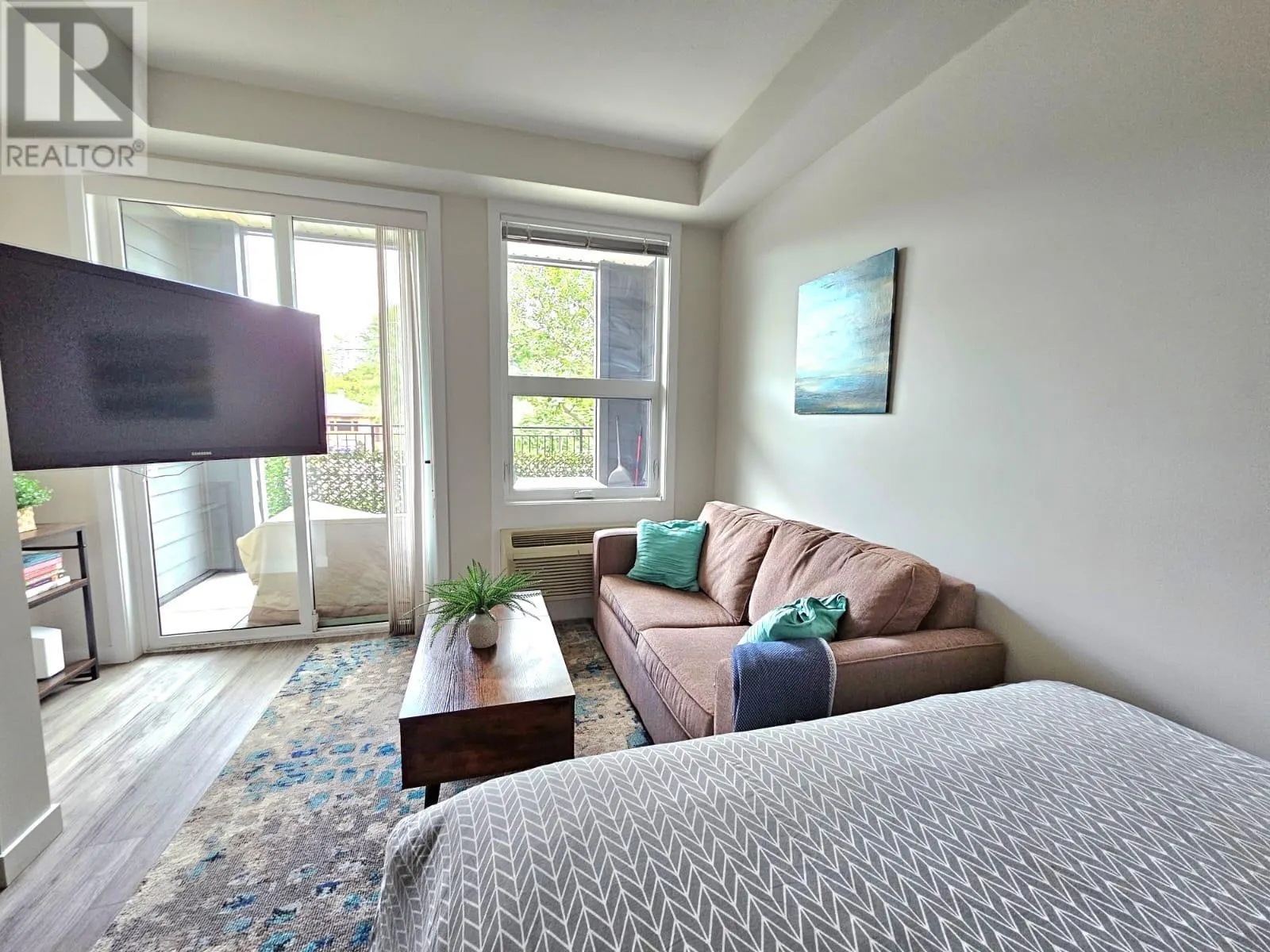 1800 Richter Street Unit# 102