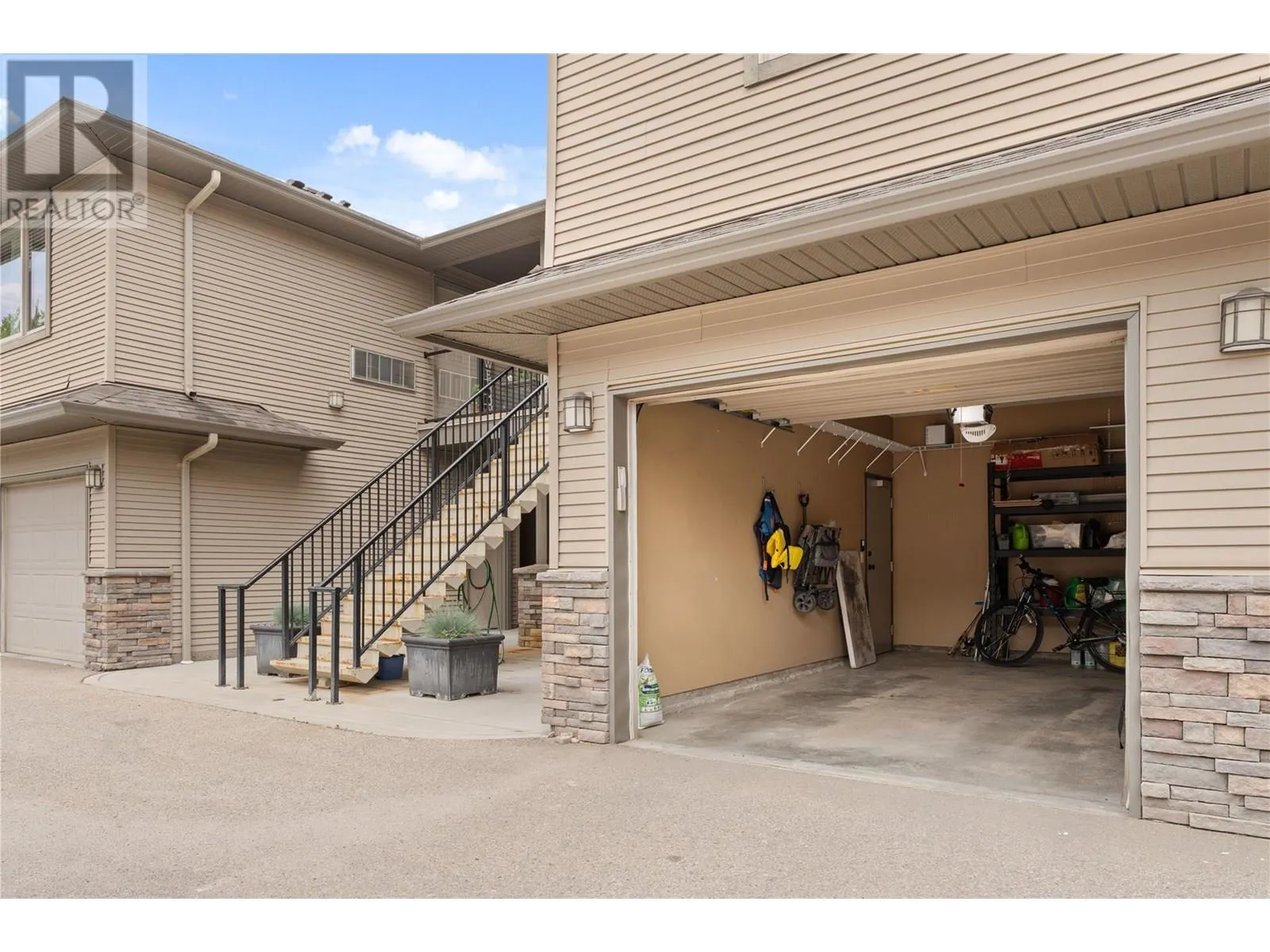 3350 Woodsdale Road Unit# 406
