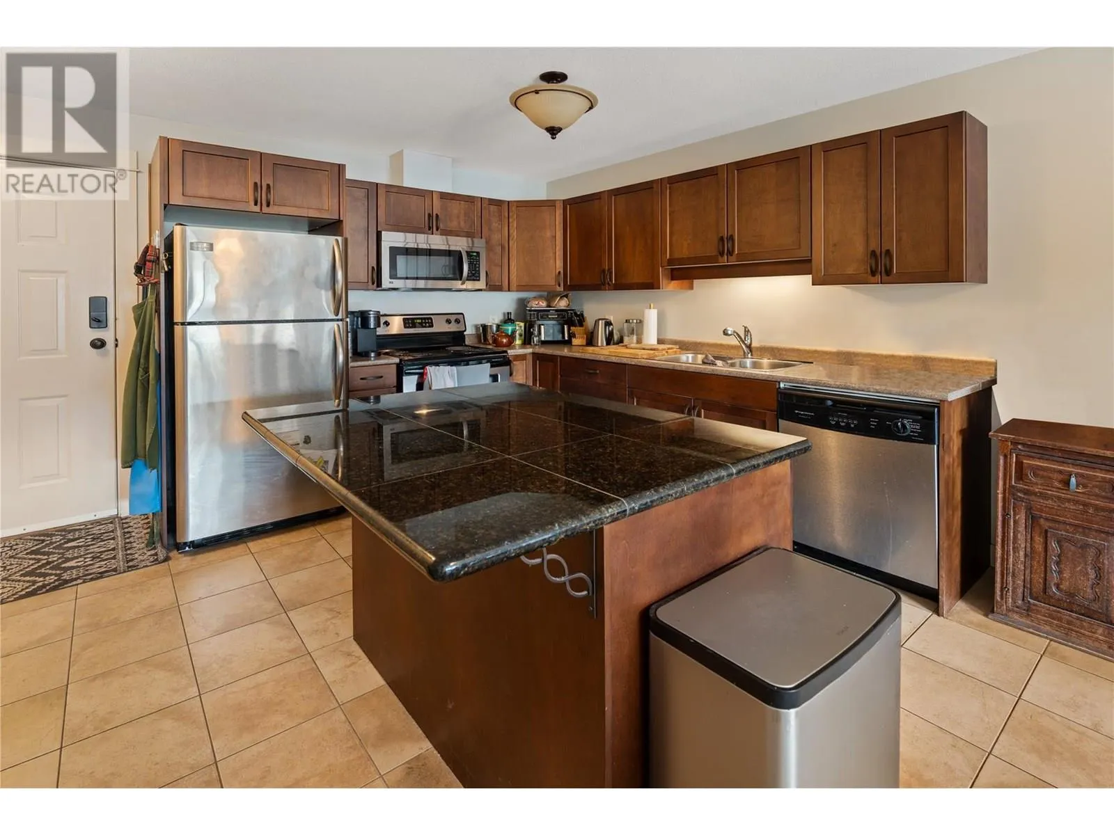 3350 Woodsdale Road Unit# 406