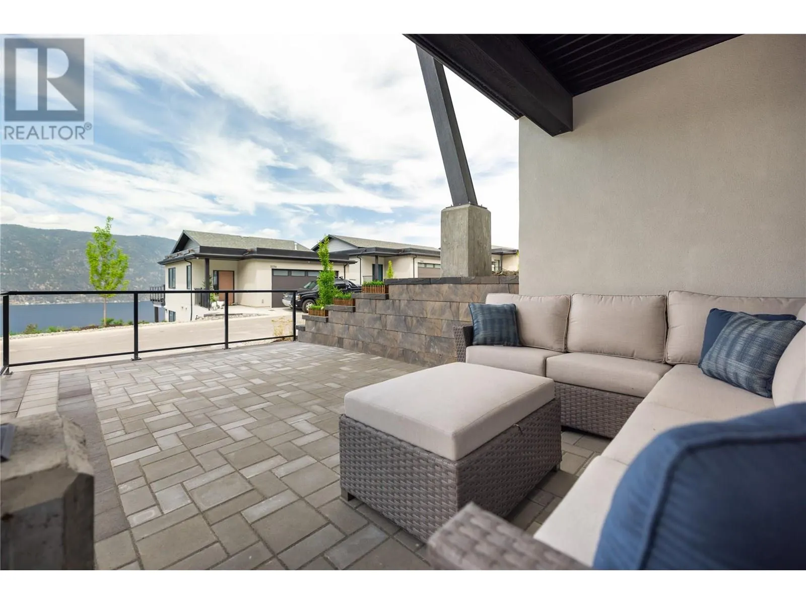 3332 Aspen Lane
