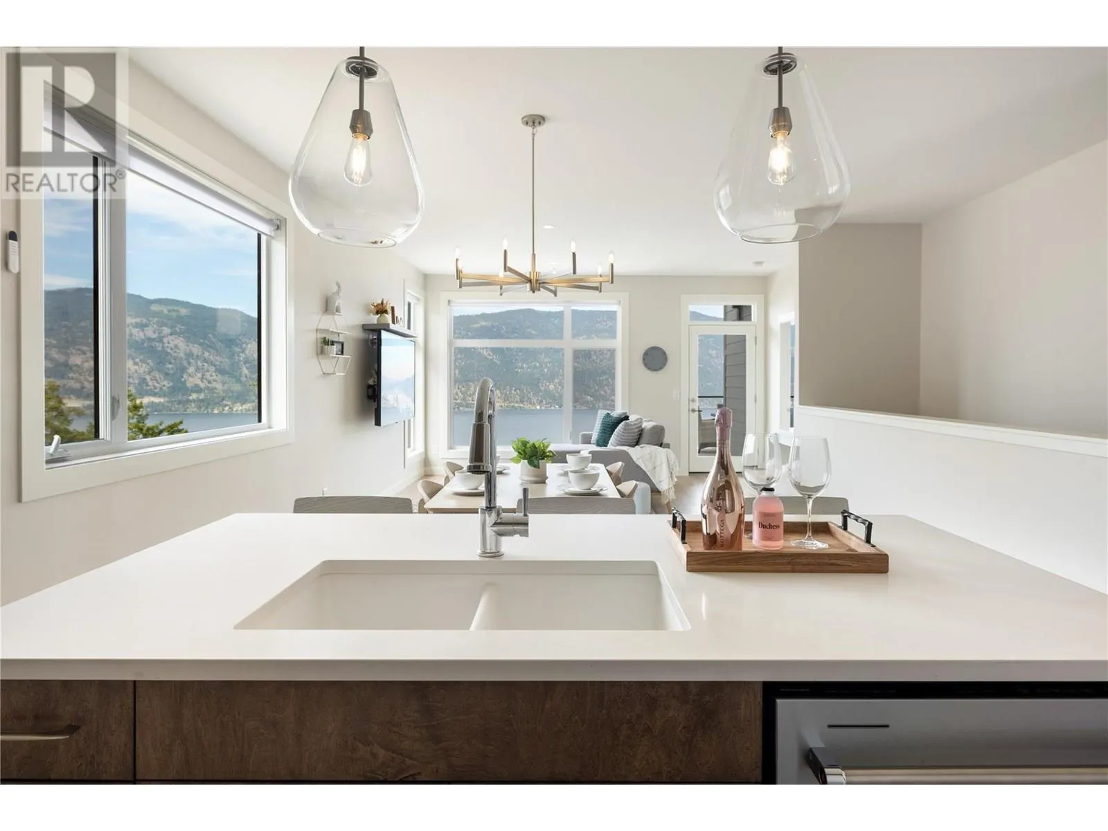 3332 Aspen Lane