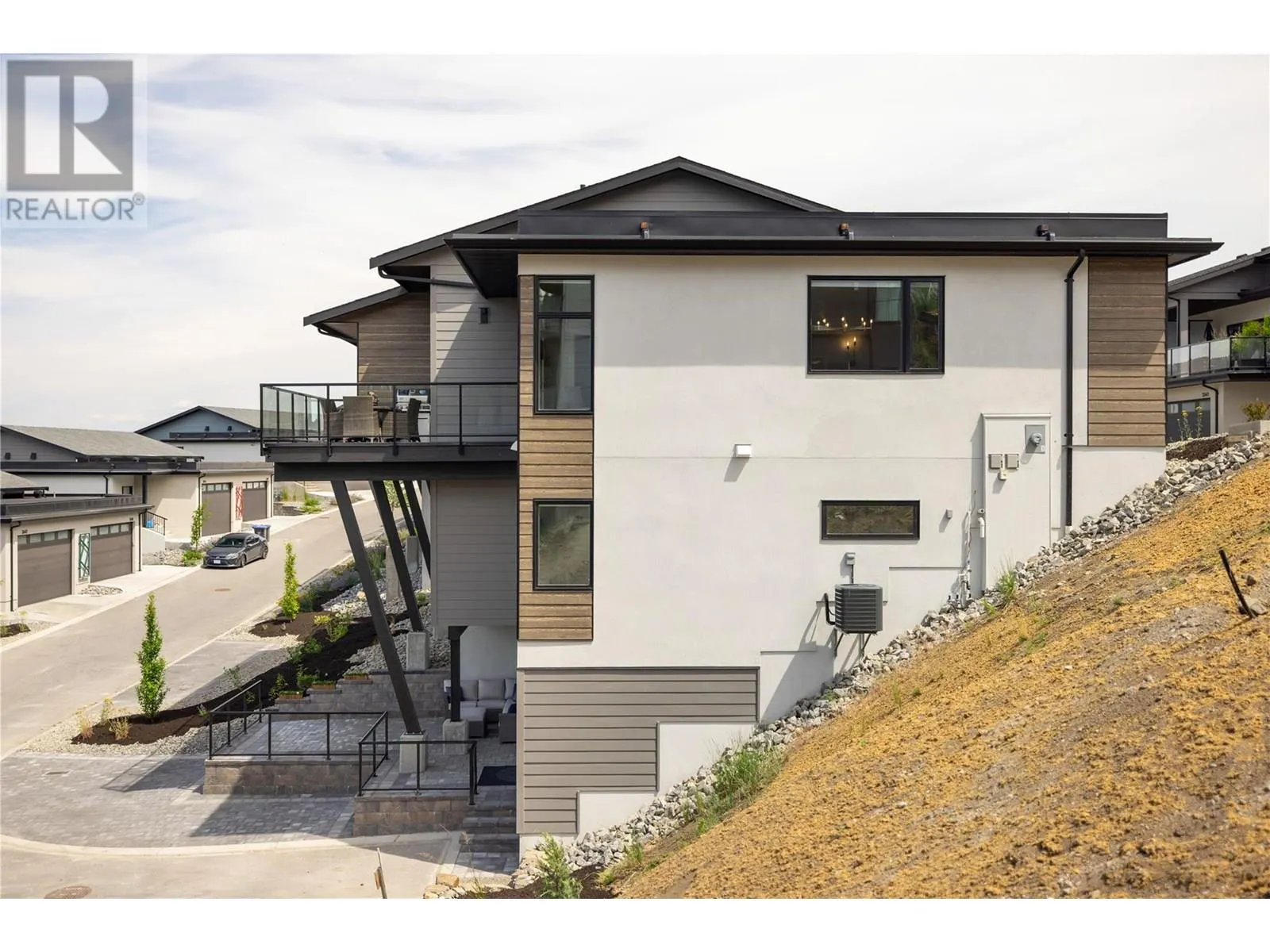 3332 Aspen Lane