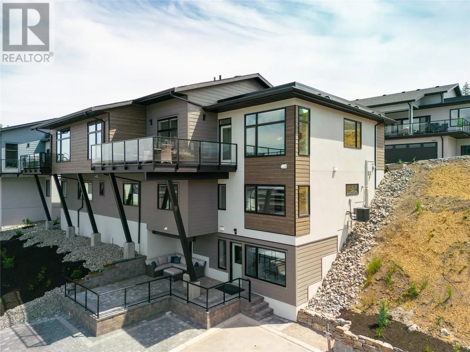 3332 Aspen Lane