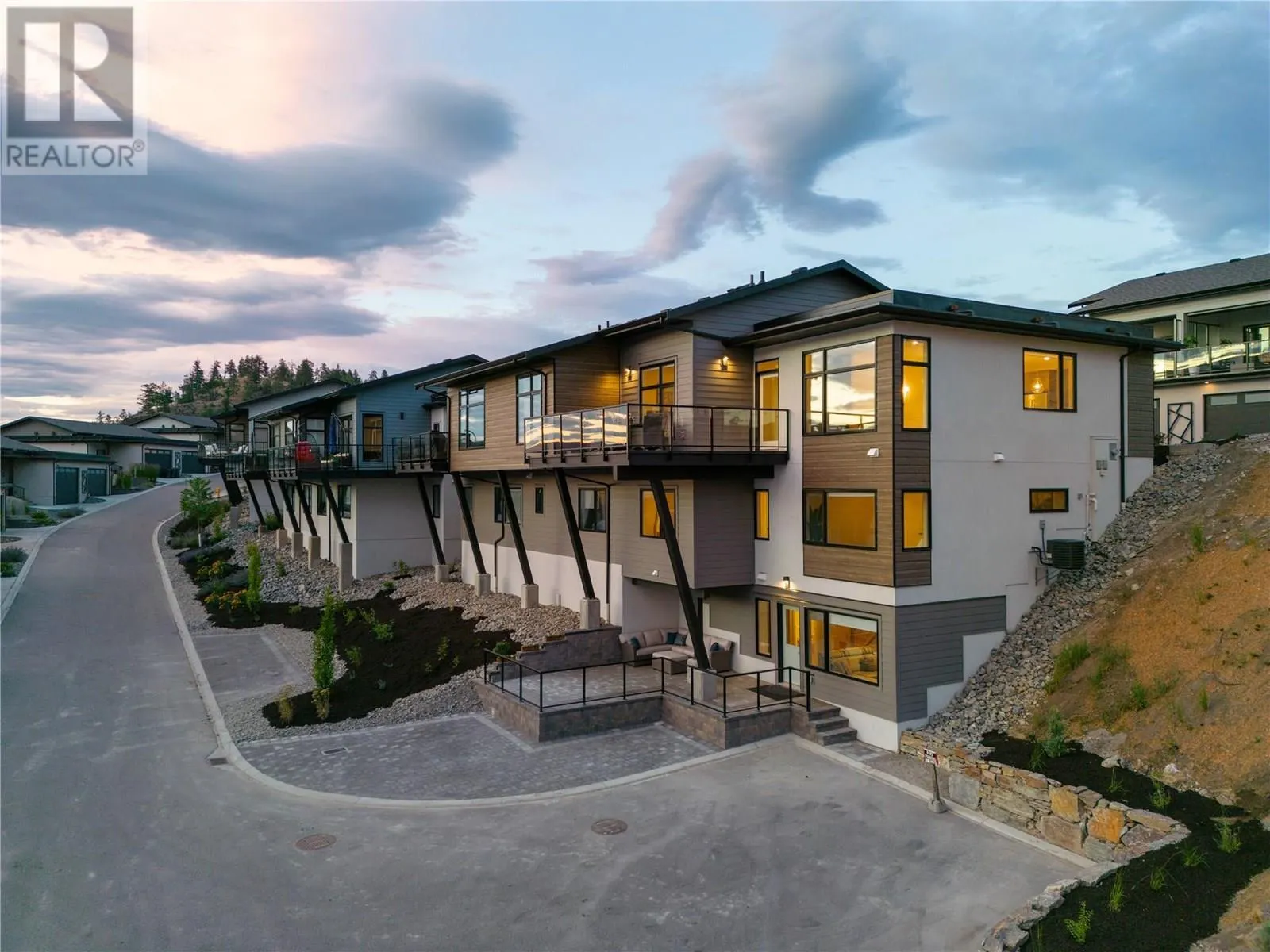 3332 Aspen Lane