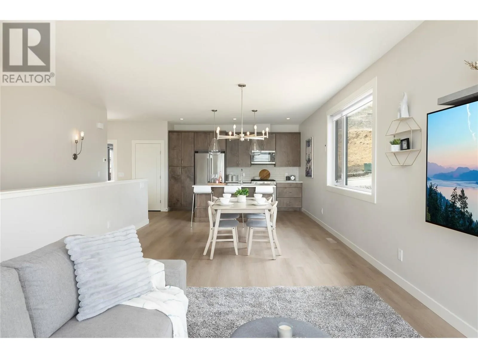 3332 Aspen Lane