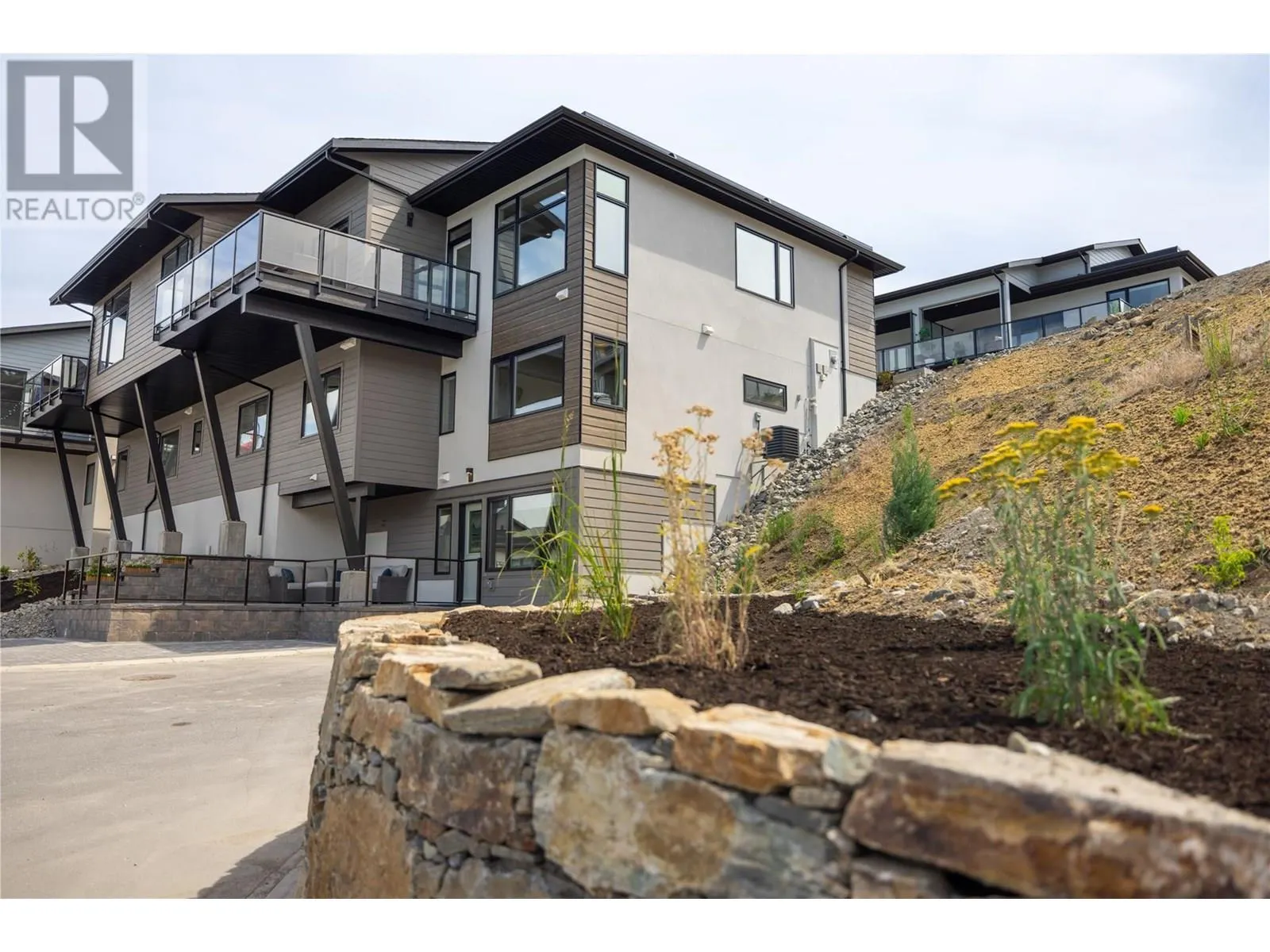 3332 Aspen Lane