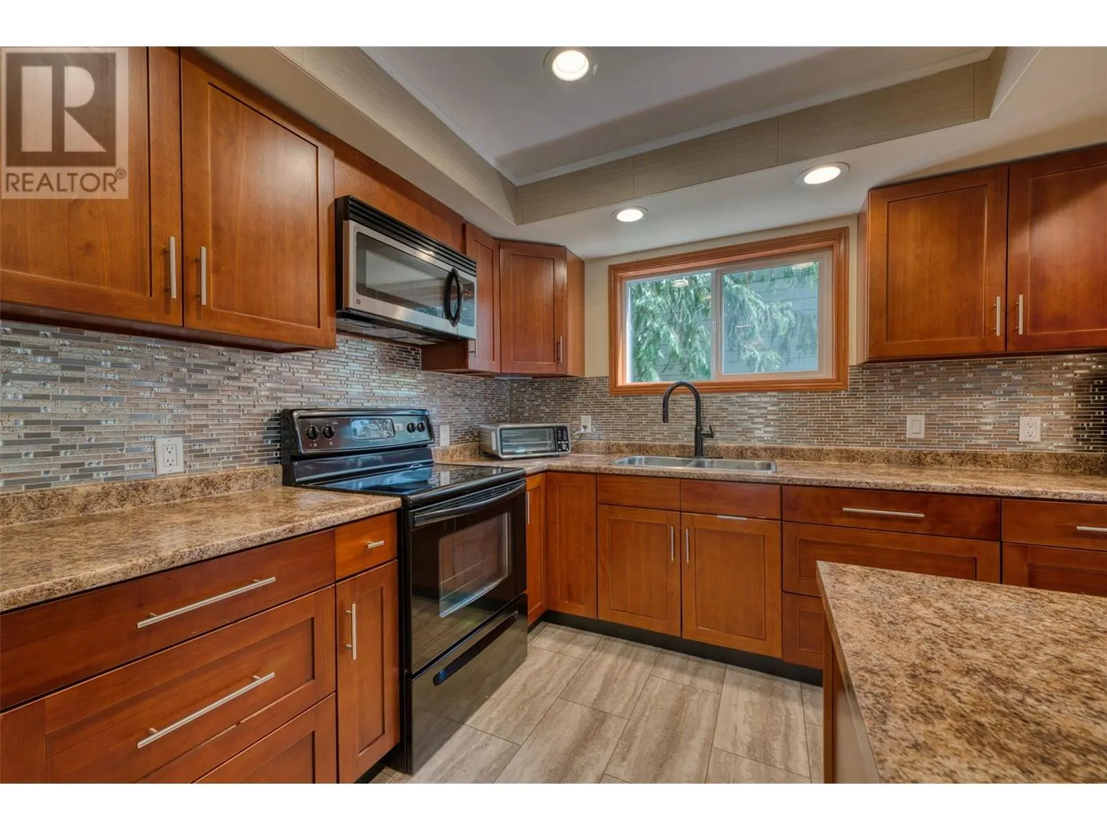 10775 Pinecrest Road
