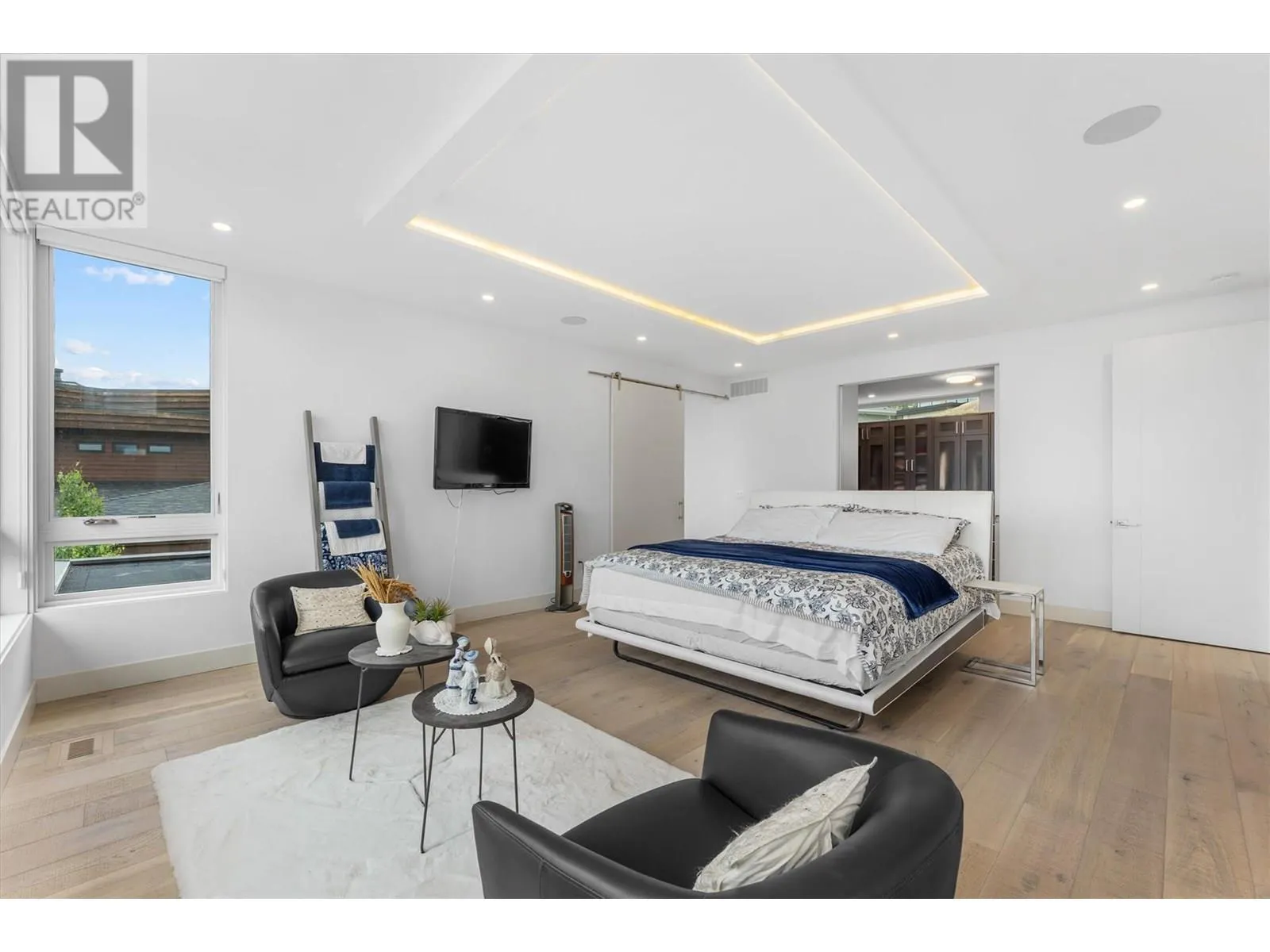 449 Swan Drive