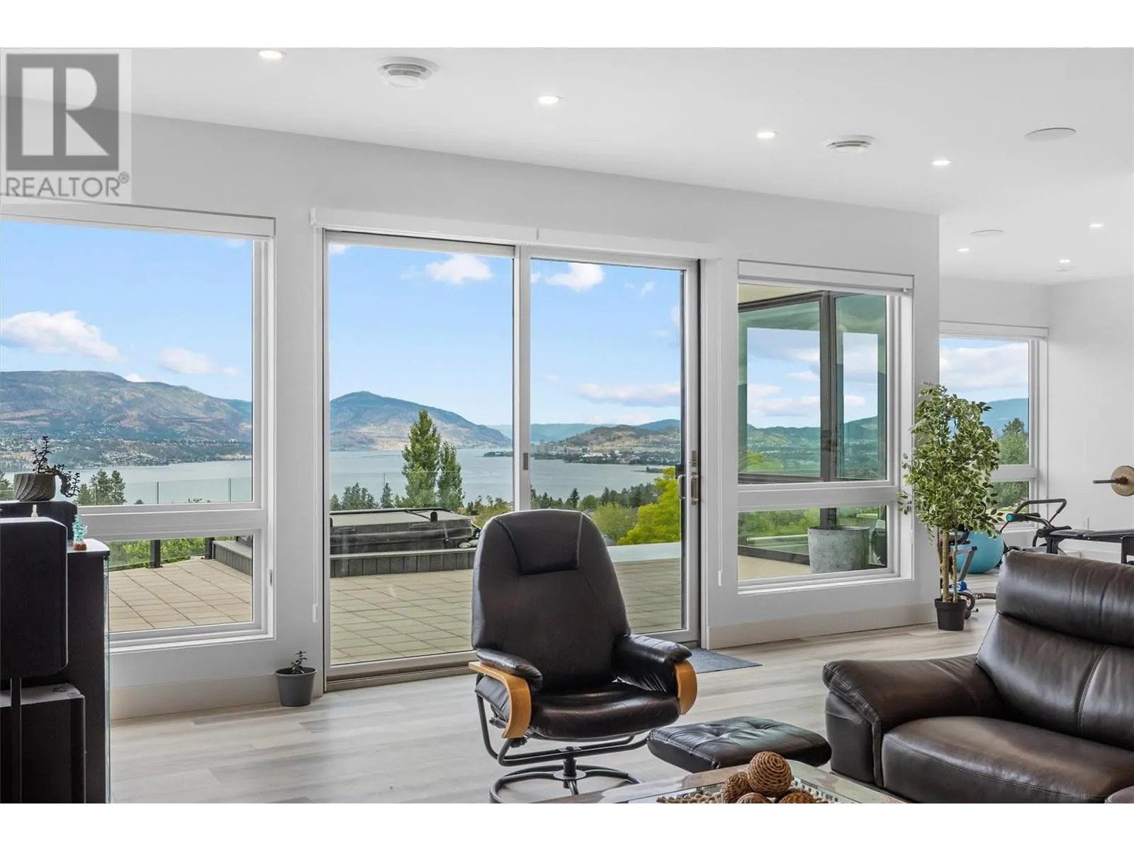 449 Swan Drive