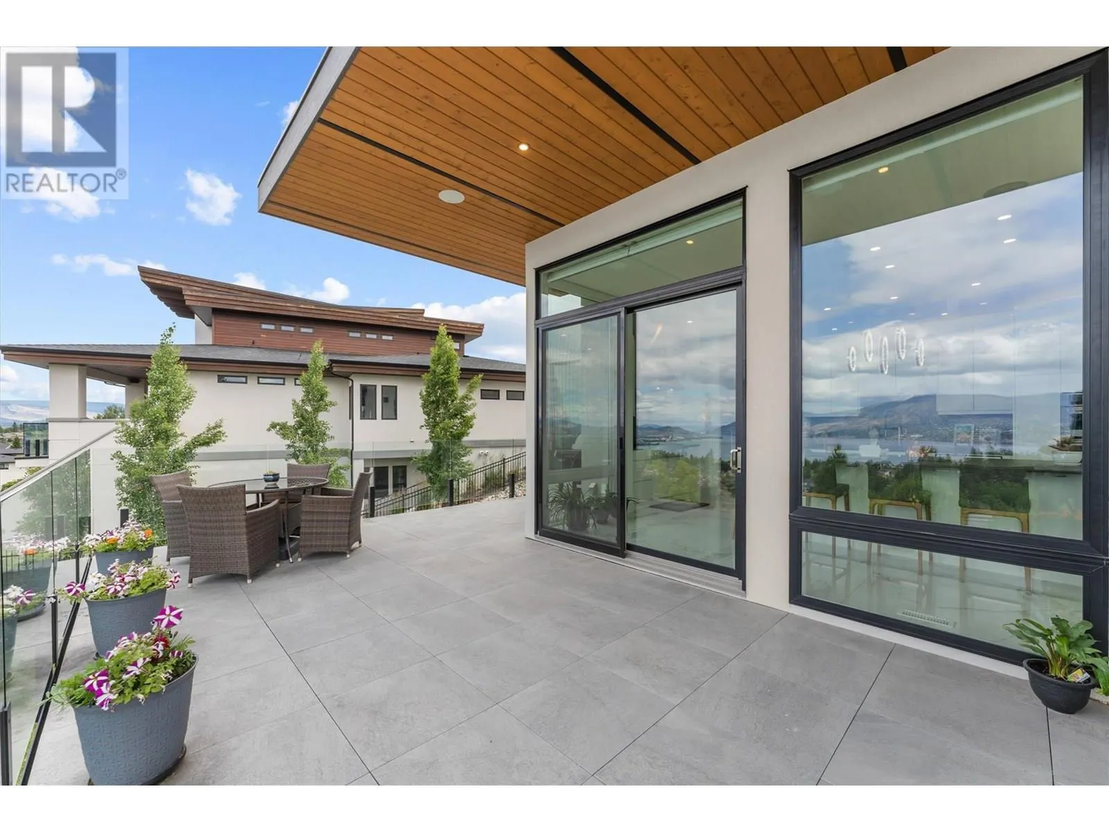 449 Swan Drive