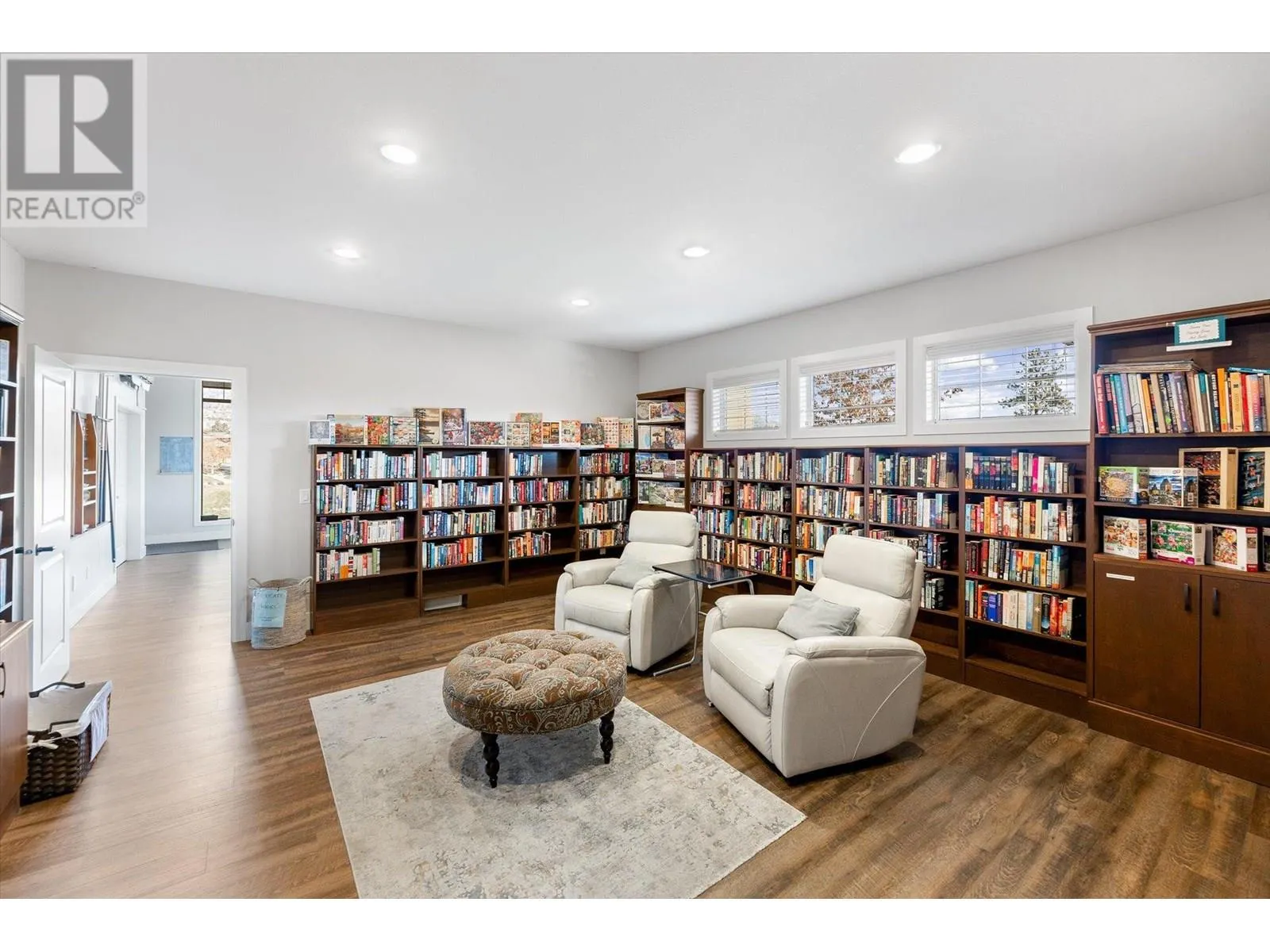 2140 Serrento Lane