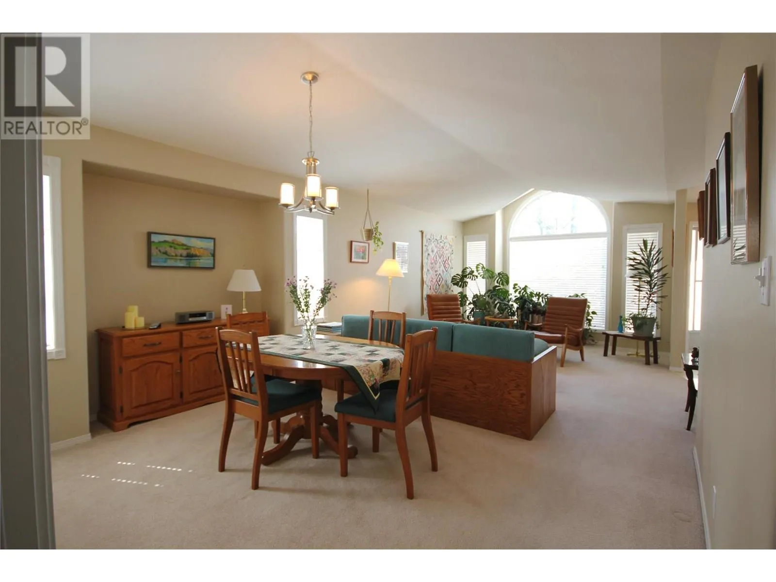 1634 Carmi Avenue Unit# 136