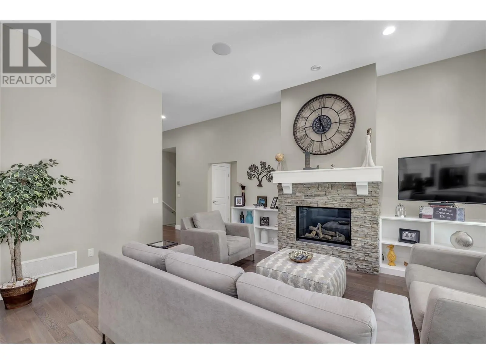 224 Lost Creek Court