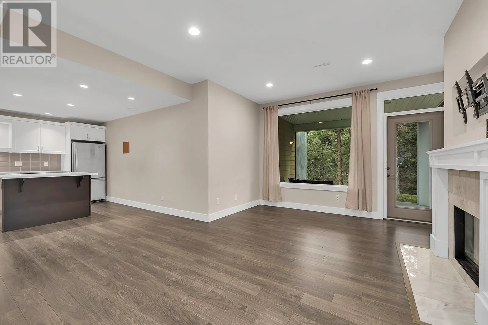 224 Lost Creek Court