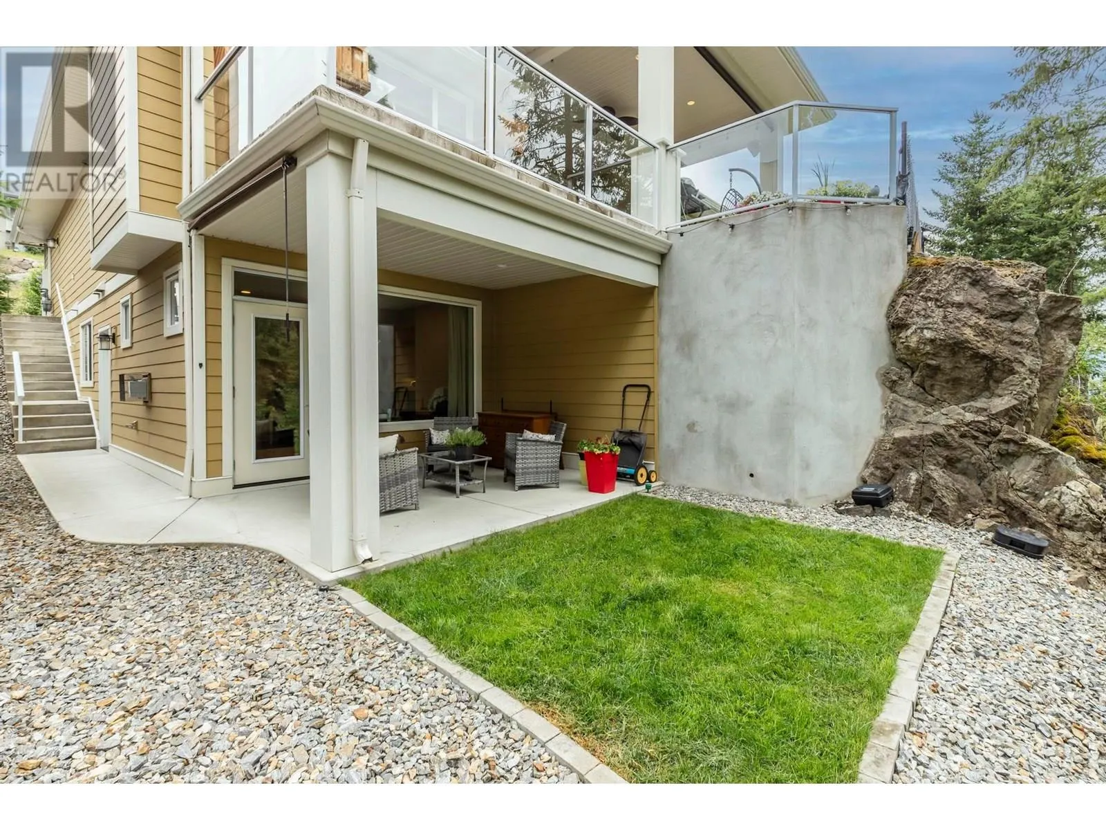 224 Lost Creek Court