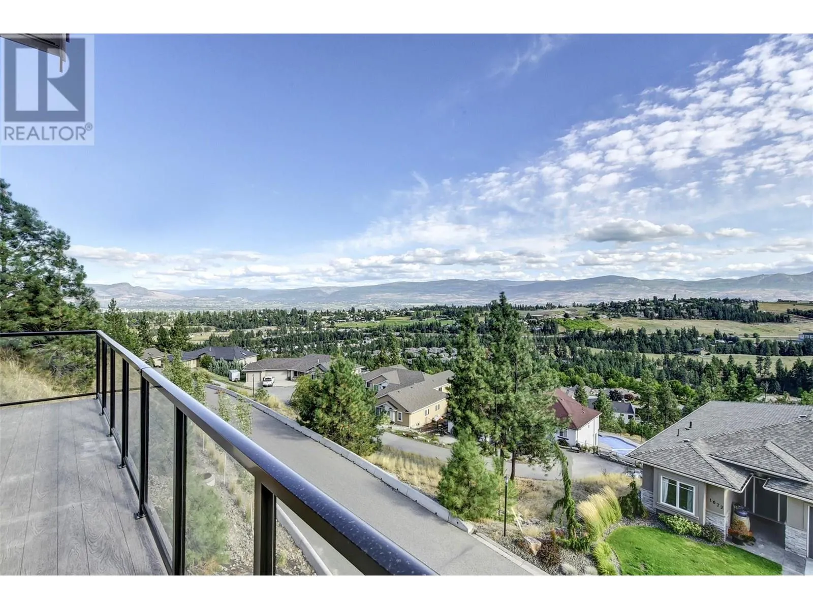 1051 Aurora Heights