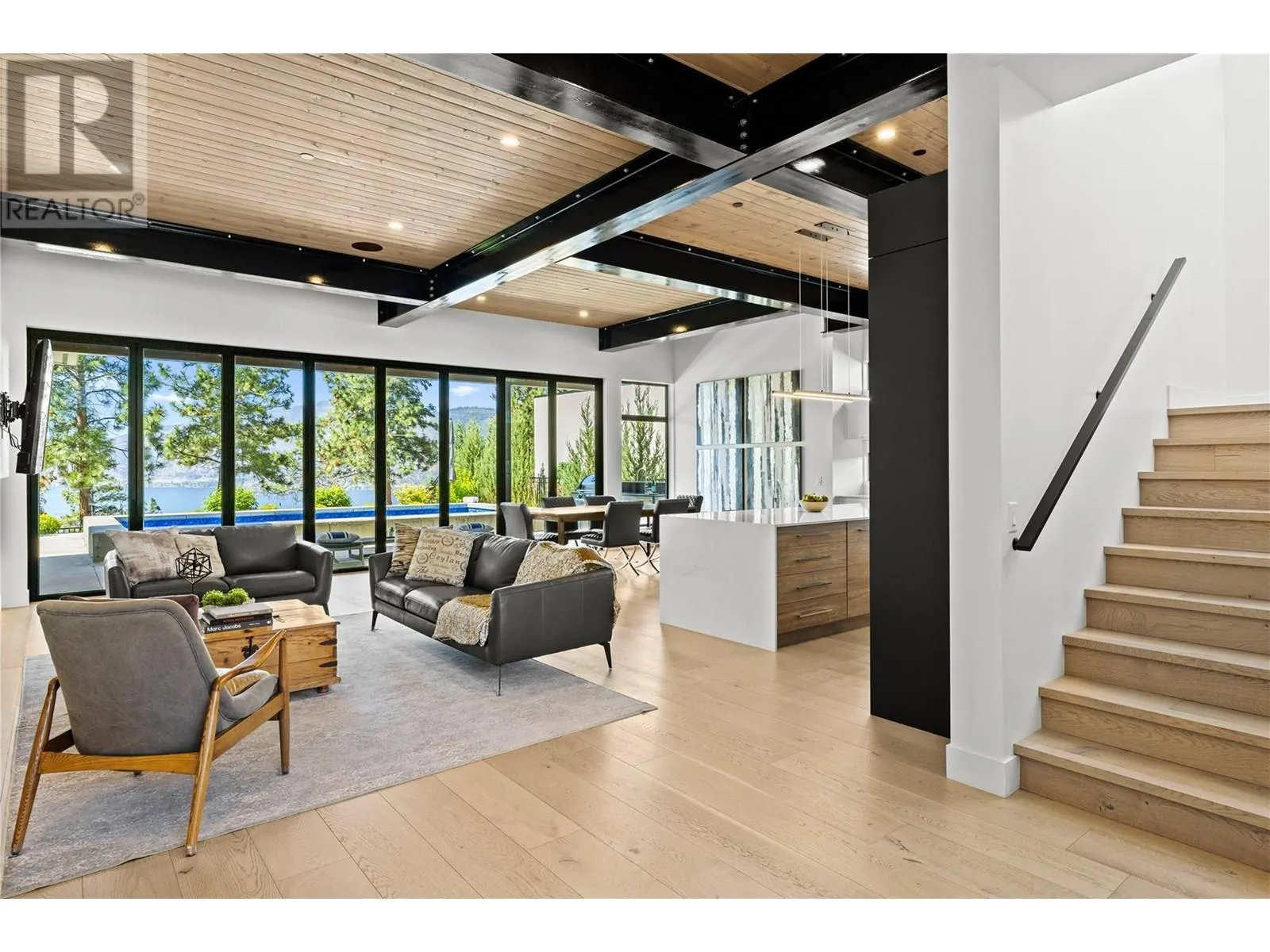 9696 Benchland Drive