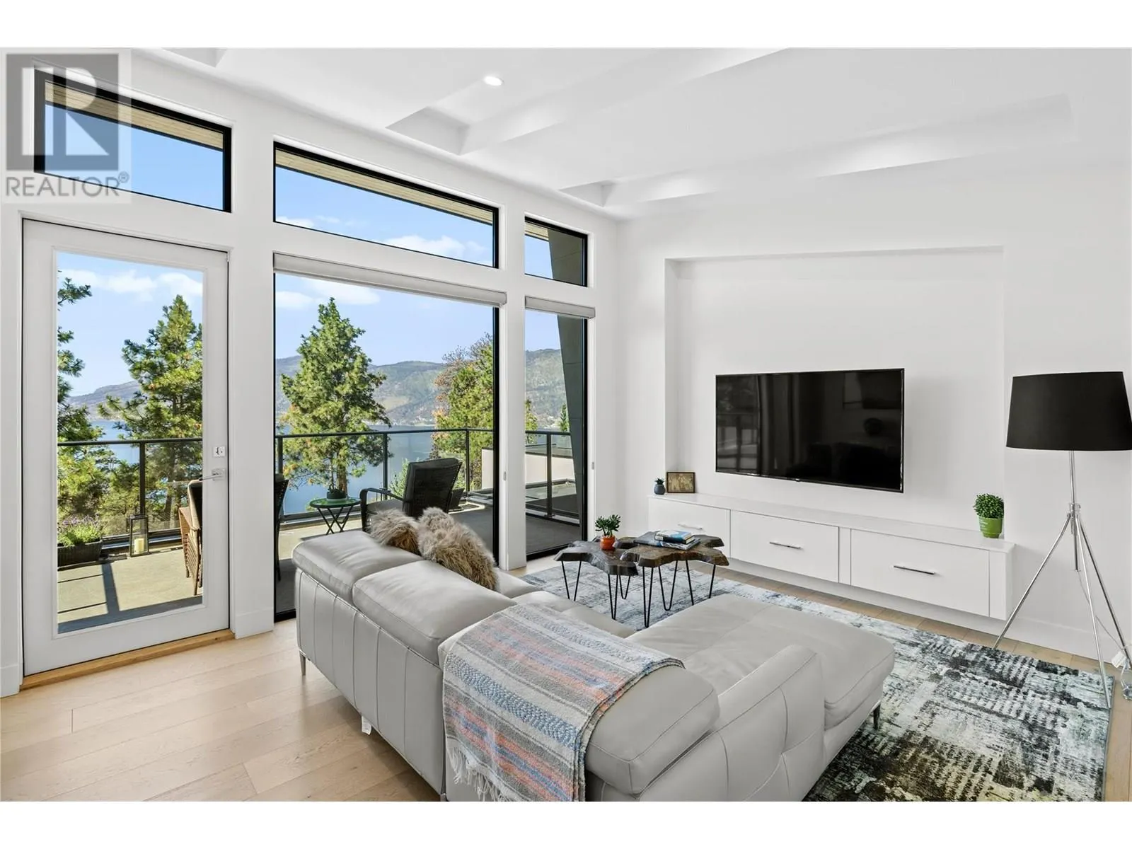 9696 Benchland Drive