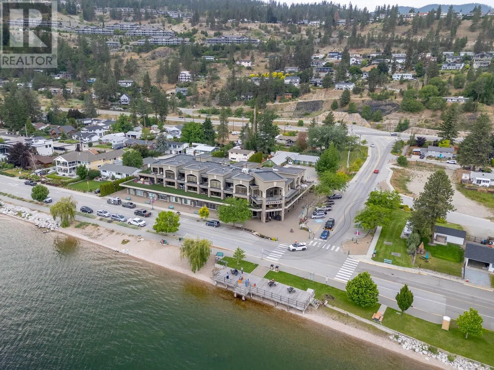 4032A Lake Avenue