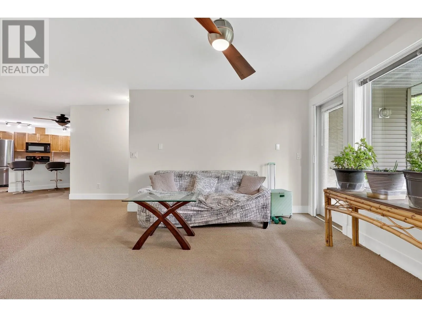 135 Ziprick Road Unit# 409