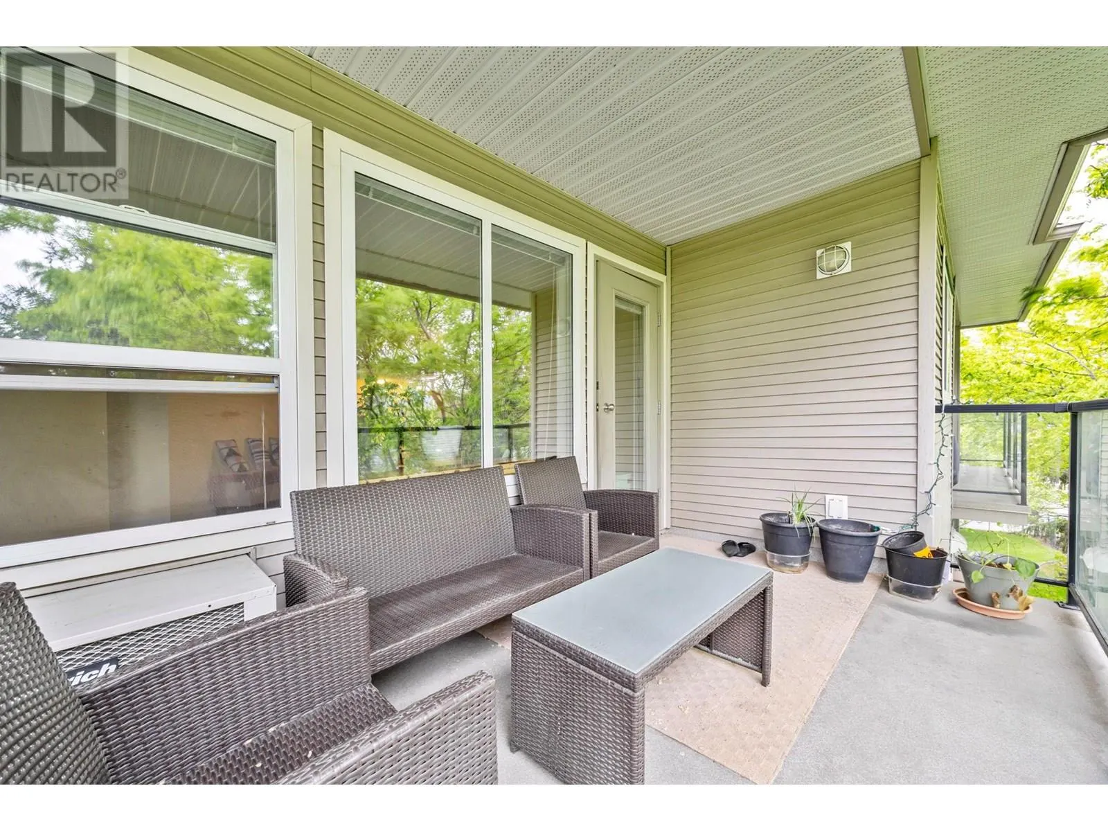 135 Ziprick Road Unit# 409