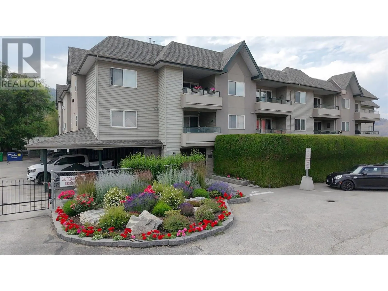 640 Main Street Unit# 309