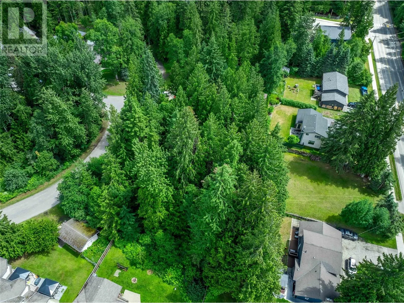 1565 Pratico Road
