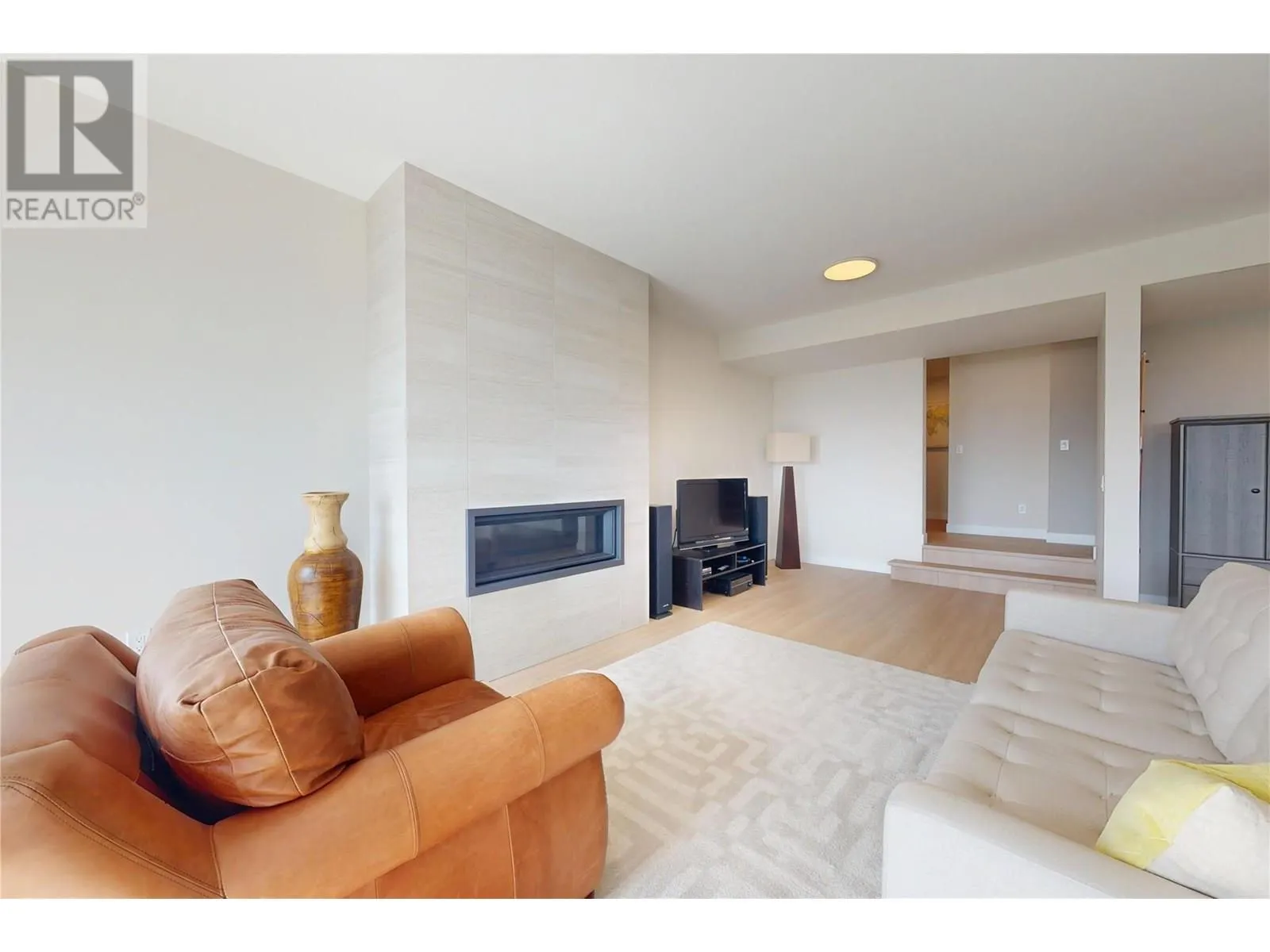 2502 Hedgestone Drive