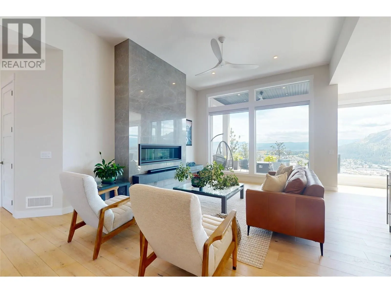 2502 Hedgestone Drive