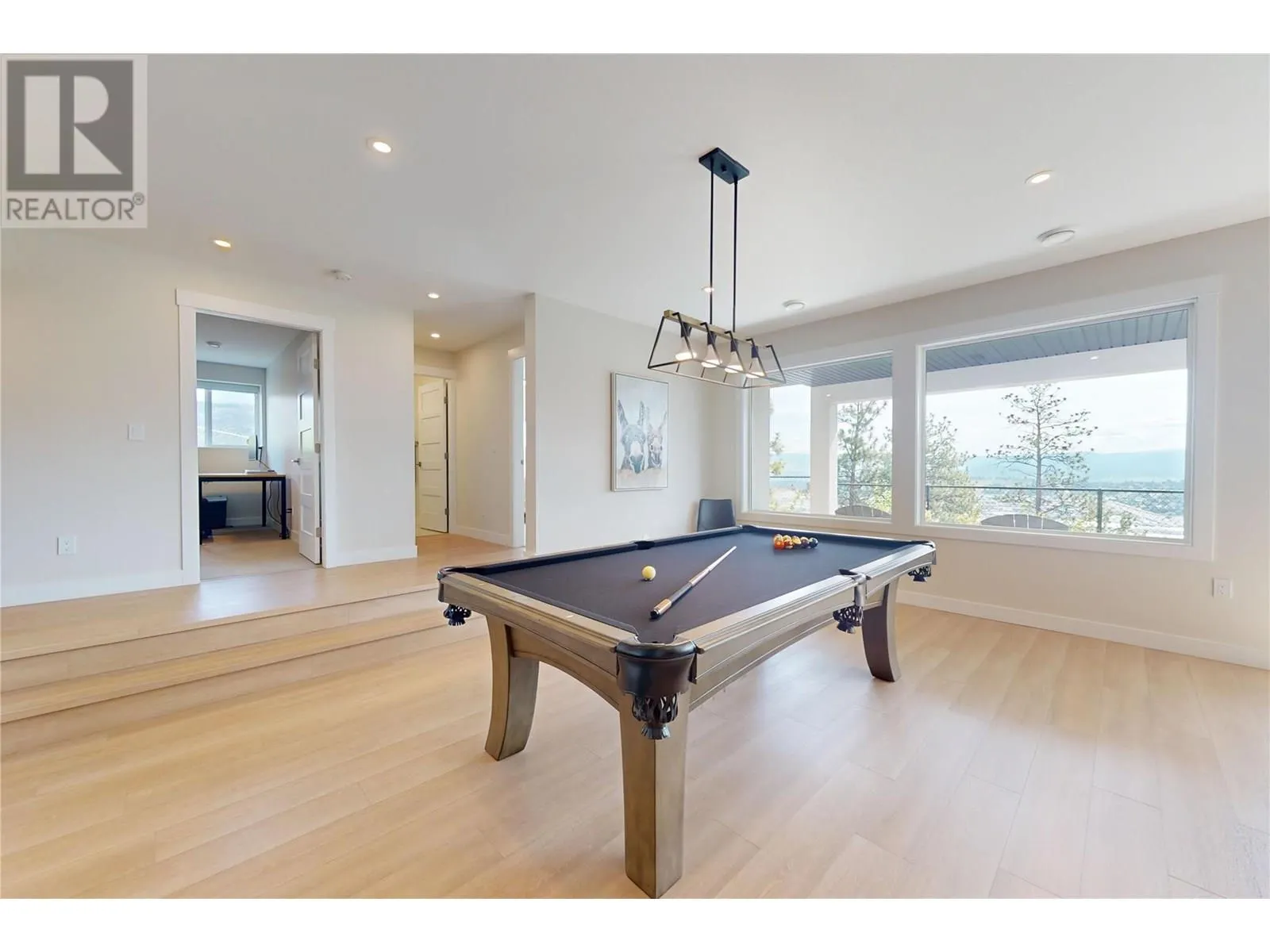 2502 Hedgestone Drive
