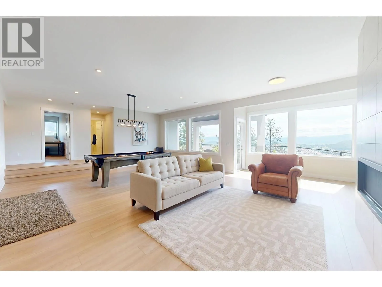 2502 Hedgestone Drive