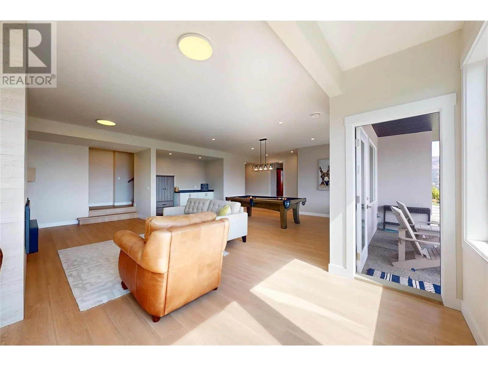2502 Hedgestone Drive