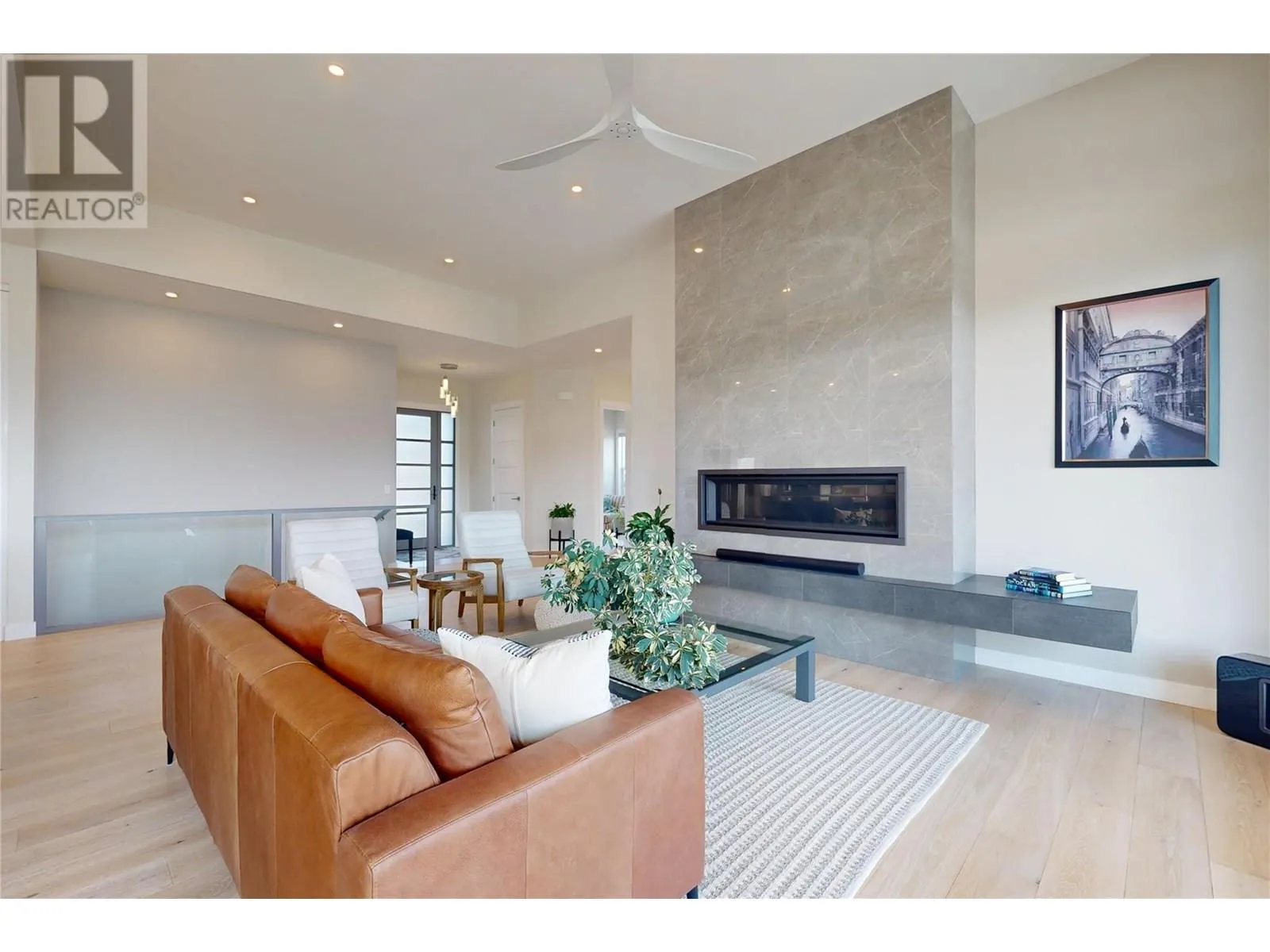 2502 Hedgestone Drive