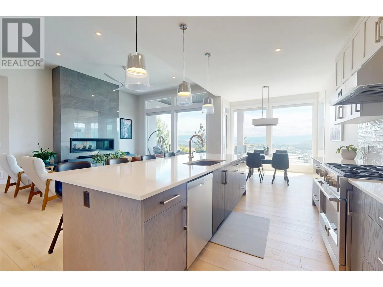 2502 Hedgestone Drive