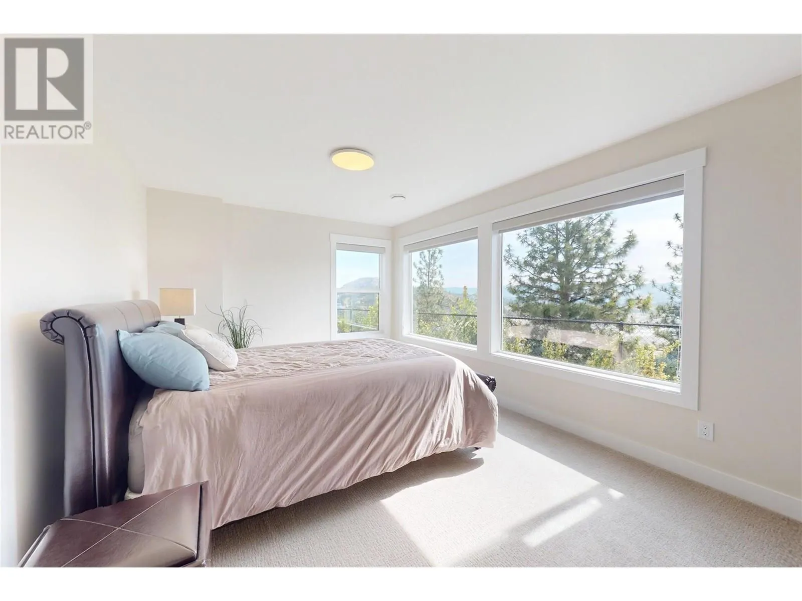 2502 Hedgestone Drive