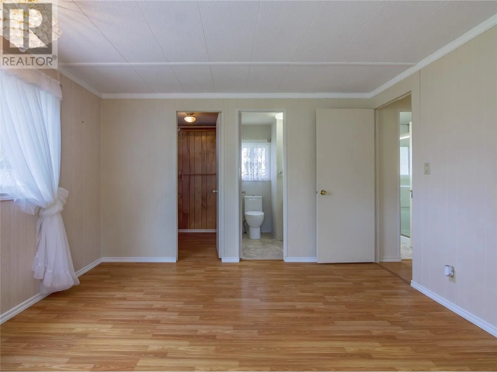 321 Yorkton Avenue Unit# 32
