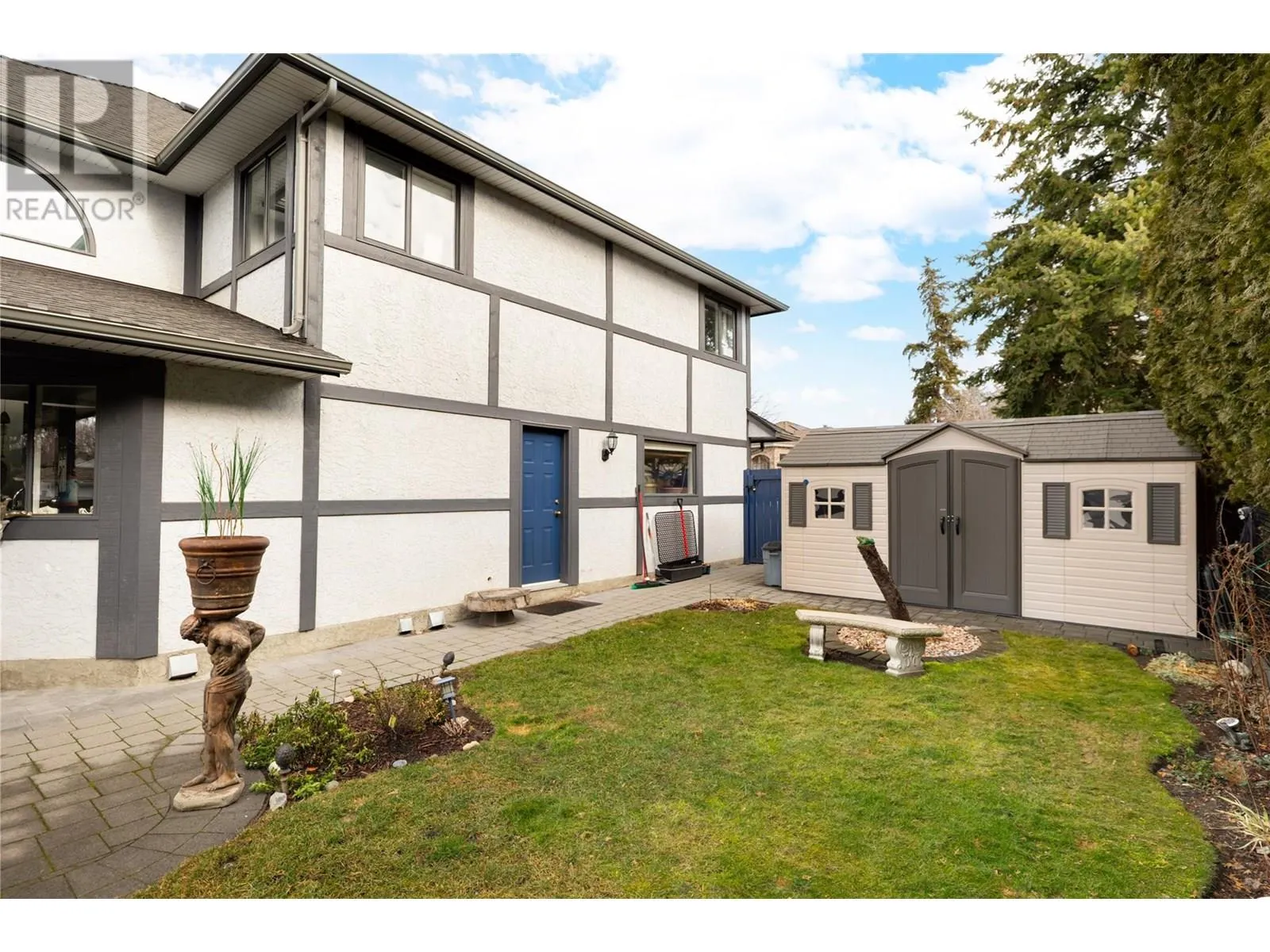 437 Duke Court
