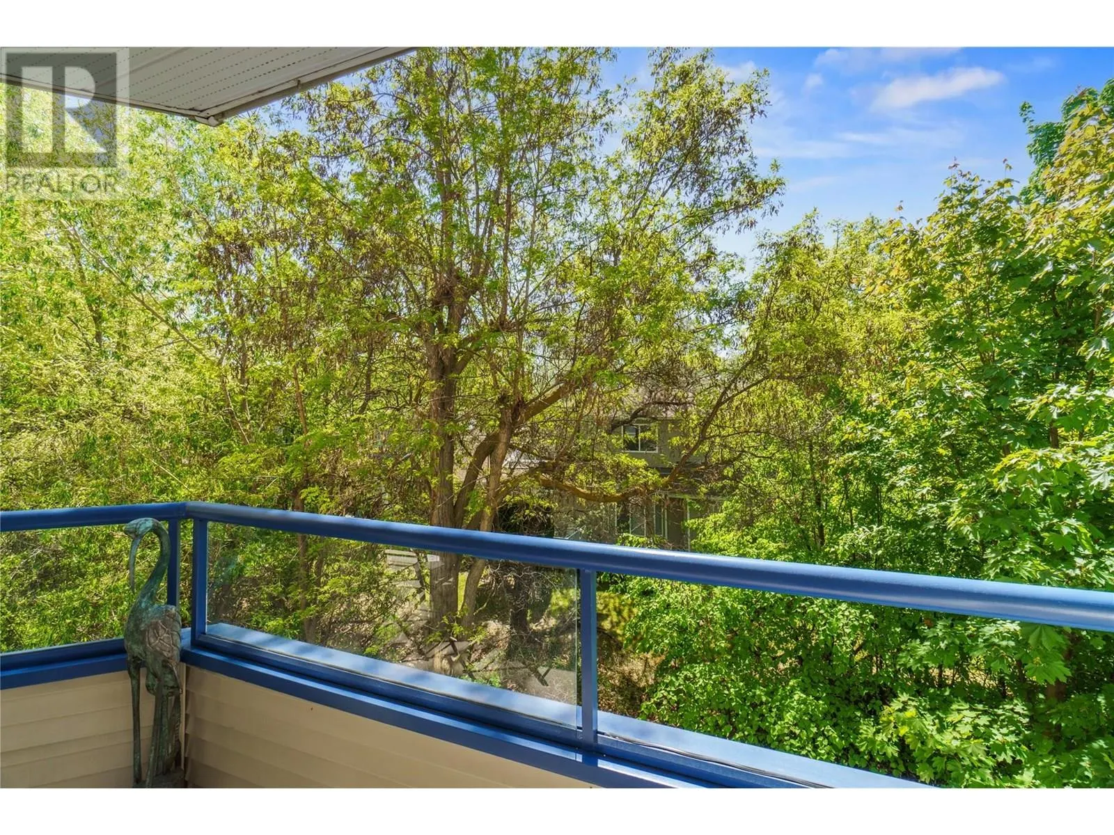 3283 Casorso Road Unit# 202