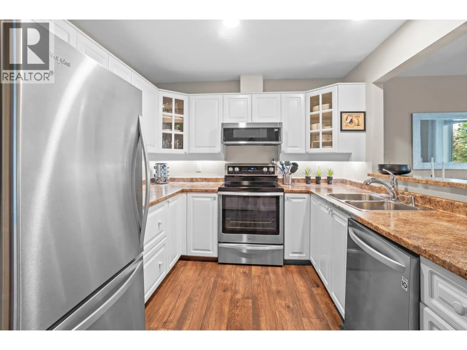 3283 Casorso Road Unit# 202