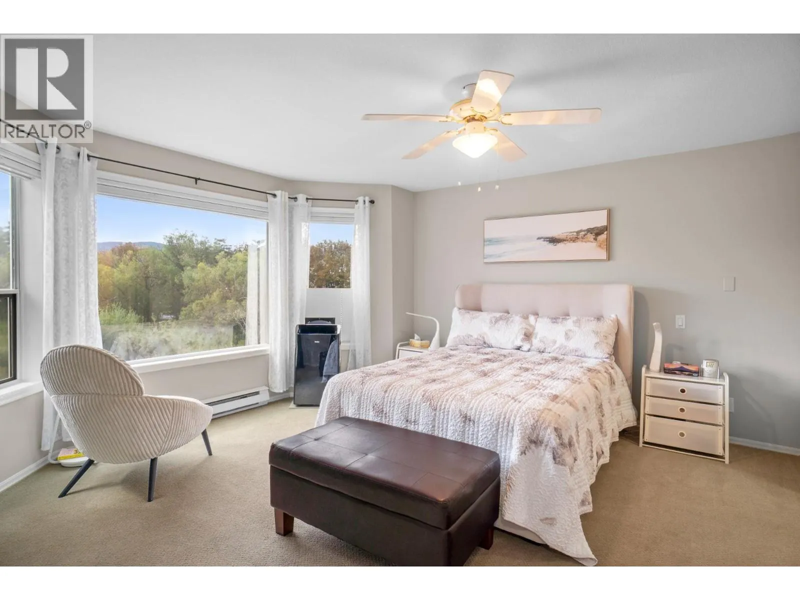 3283 Casorso Road Unit# 202