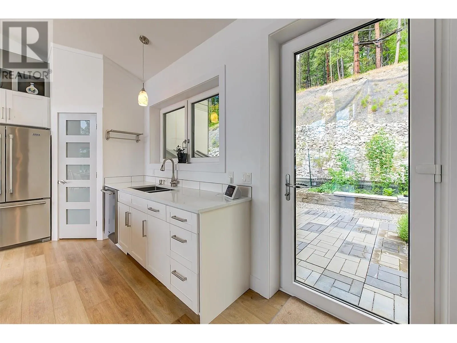 6131 Seymoure Lane