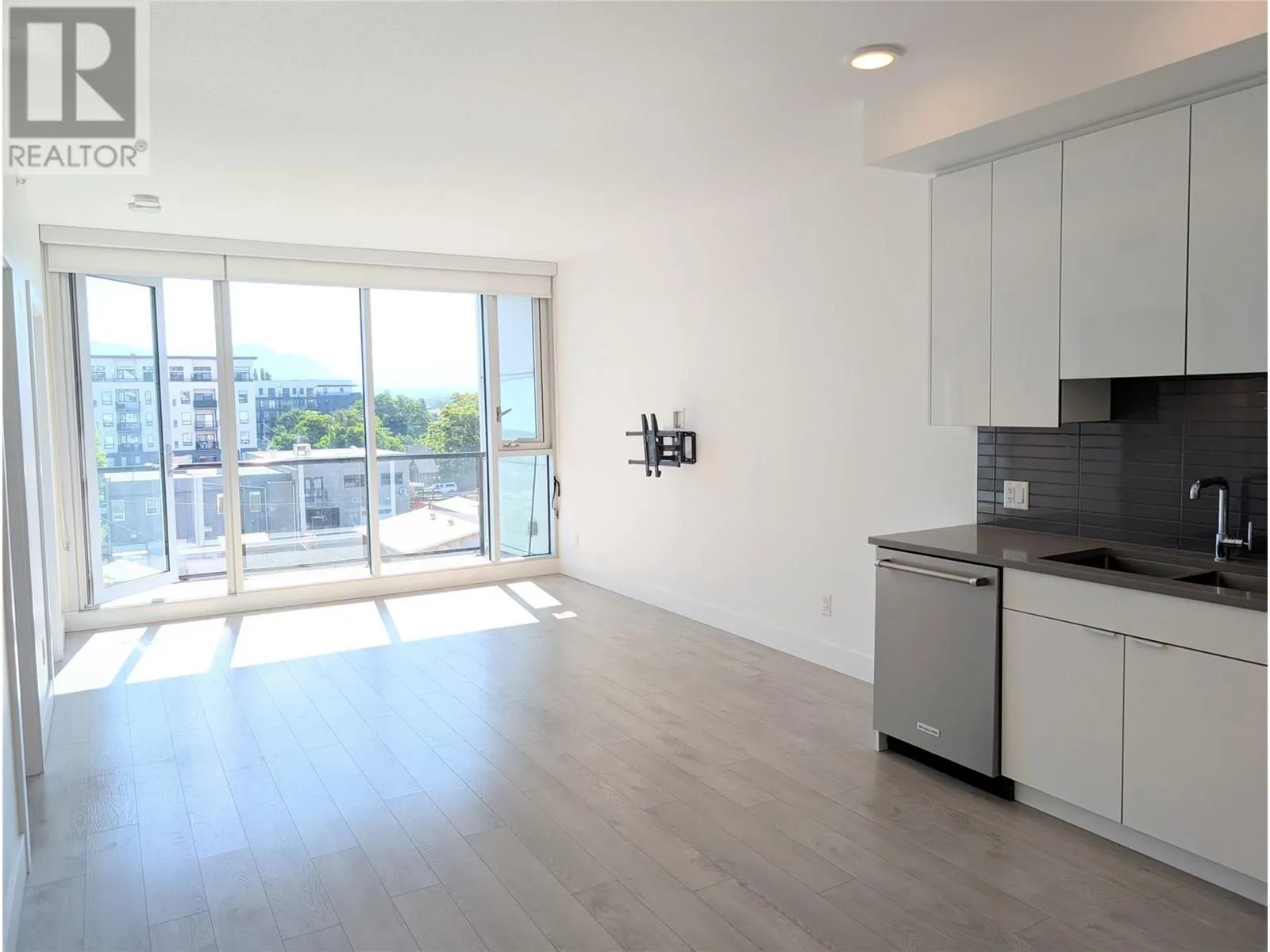 1232 Ellis Street Unit# 506