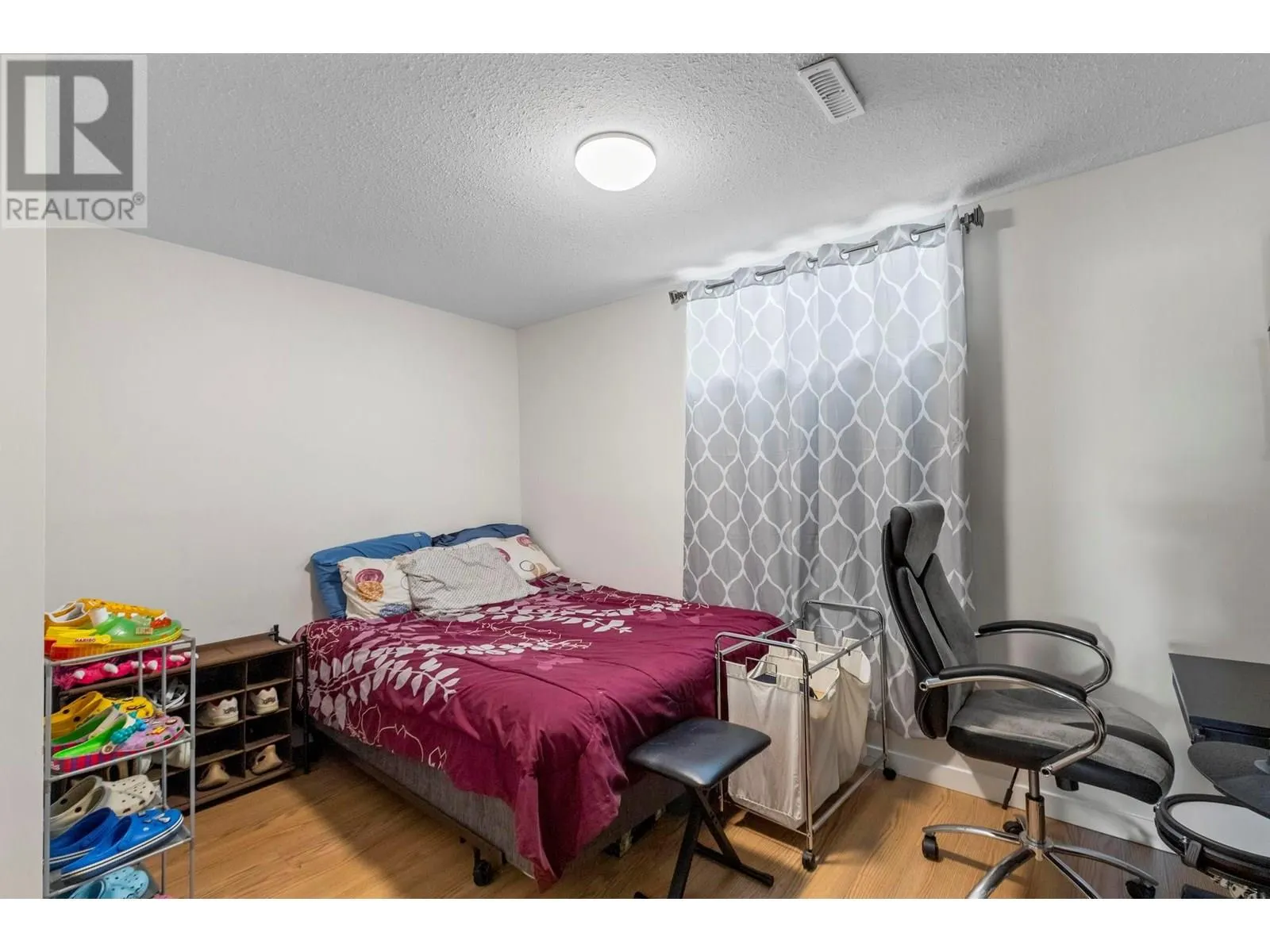 3414 Logan Court