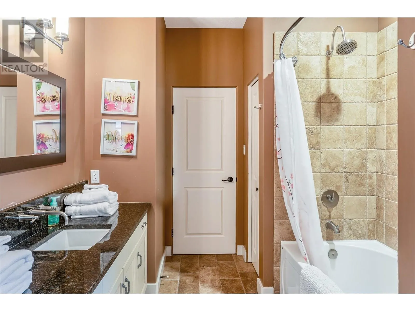 1029 Longacre Place